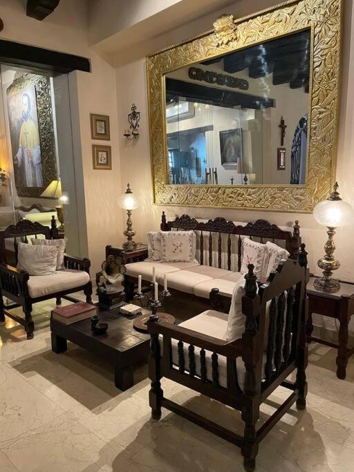 Amazing 7br Mansion Inside Of The Walled City Cartagena