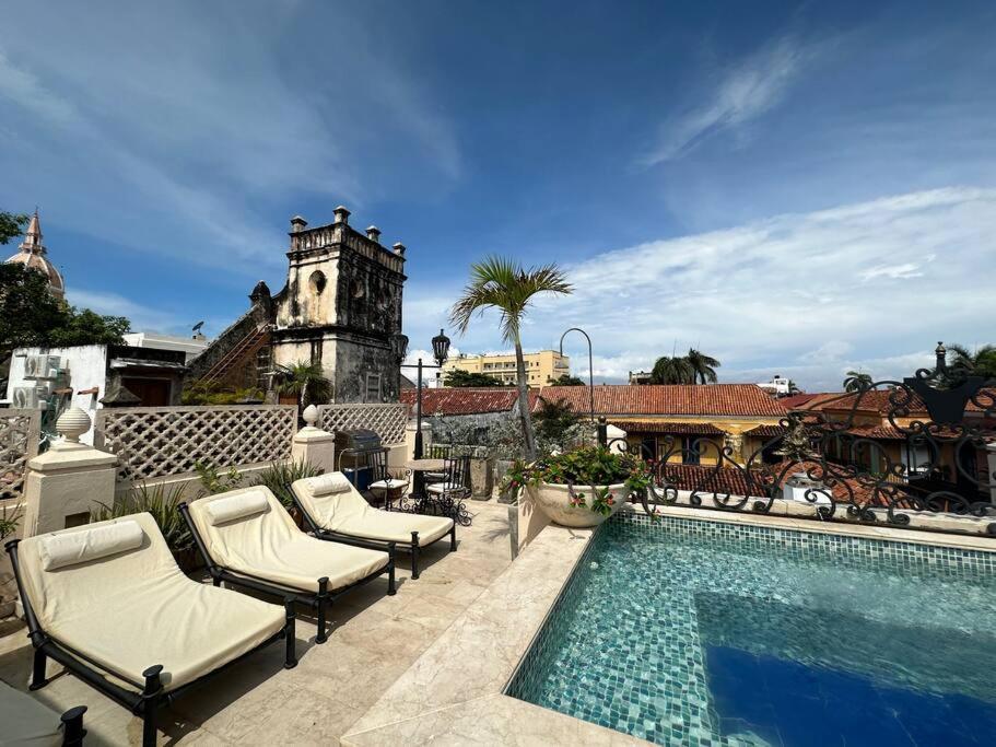 Amazing 7br Mansion Inside Of The Walled City Villa