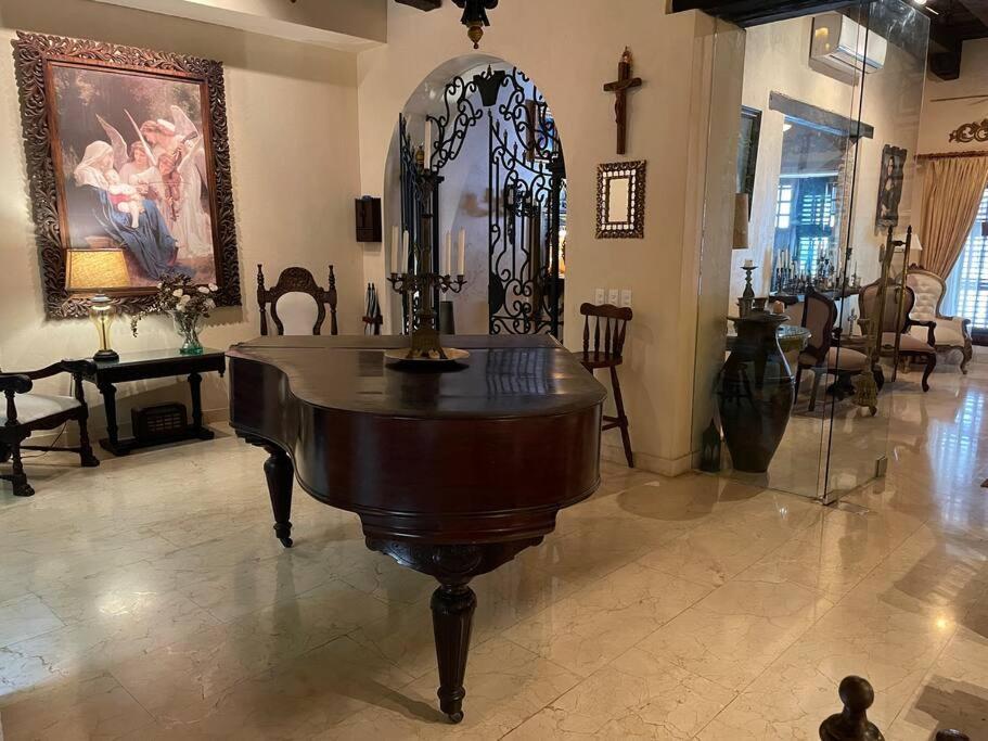 Amazing 7br Mansion Inside Of The Walled City