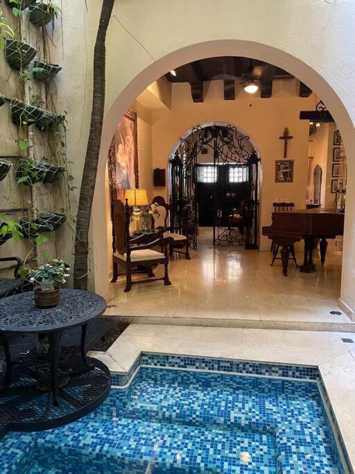 Villa Amazing 7br Mansion Inside Of The Walled City Cartagena
