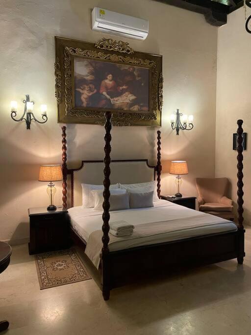 Amazing 7br Mansion Inside Of The Walled City * Cartagena